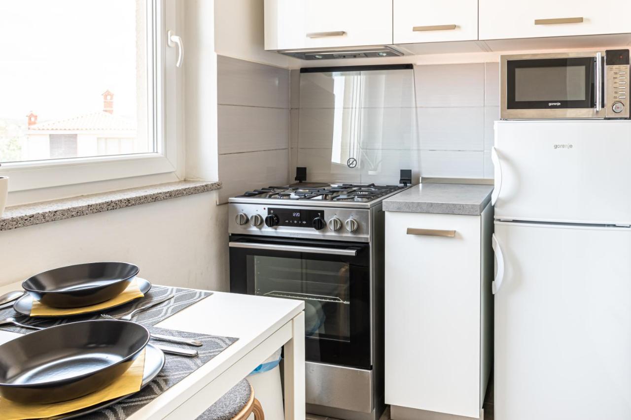 Apartment Dorrea بولا المظهر الخارجي الصورة